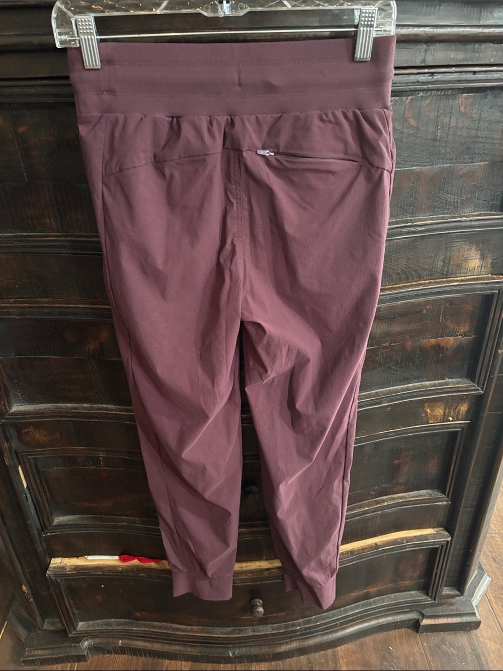 CRZ YOGA Women’s Ripstop Plum Drawstring Joggers - Picture 3 of 3
